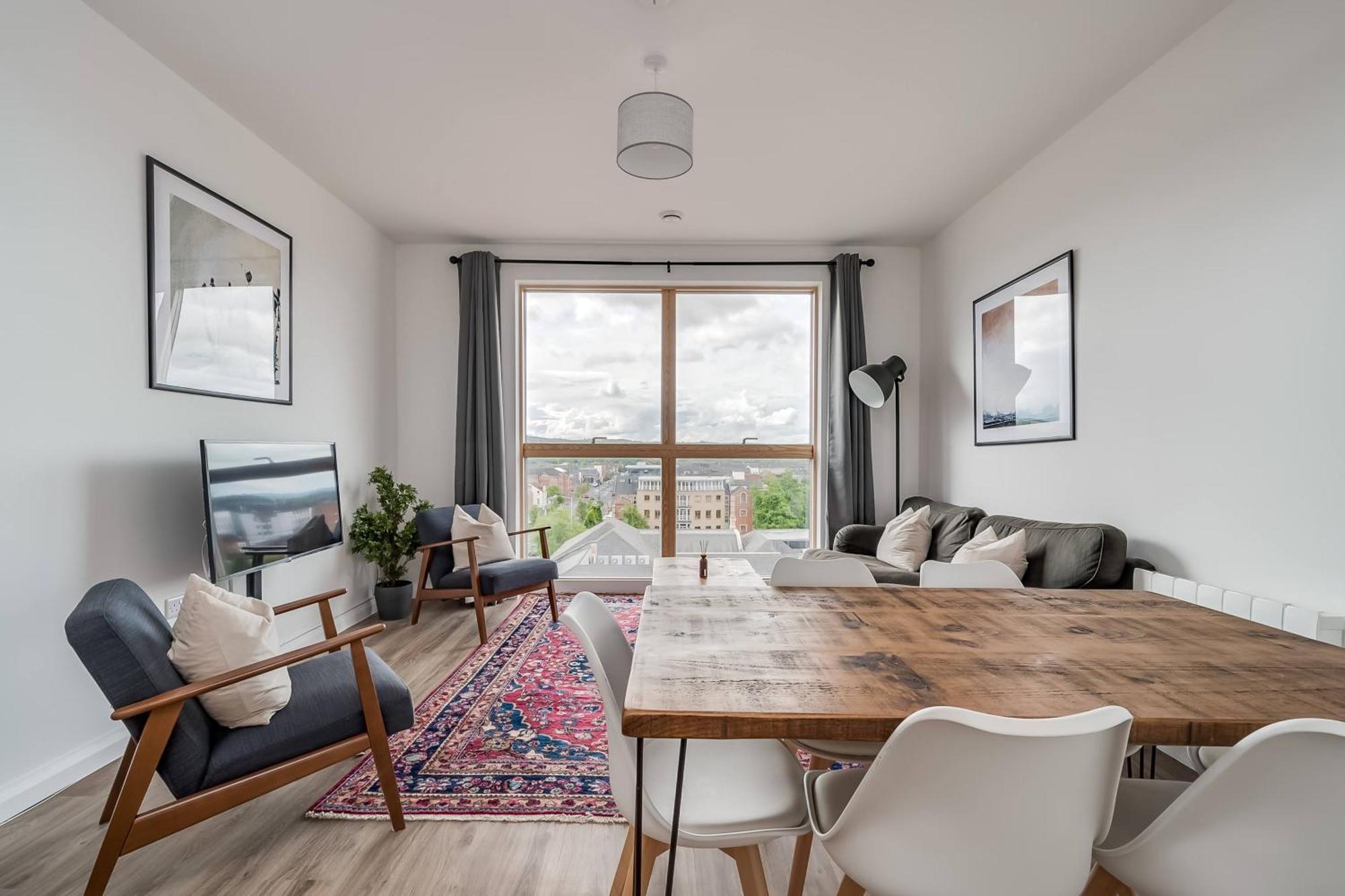Premium Corporate & Family-friendly In Apartment Belfast