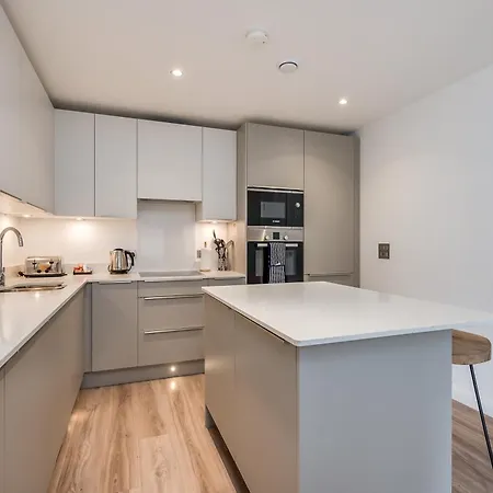Premium Corporate & Family-Friendly Apartment In Belfast Exterior photo
