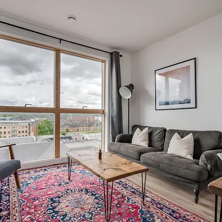 Premium Corporate & Family-Friendly Apartment In Belfast Exterior photo