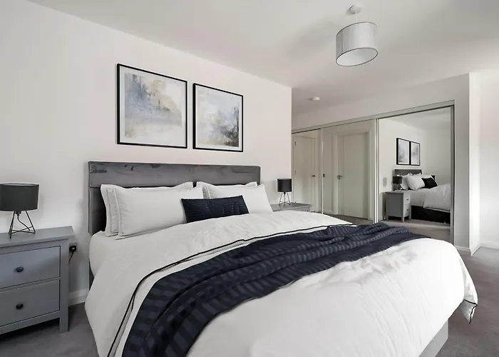 Premium Corporate & Family-Friendly Apartment In Belfast
